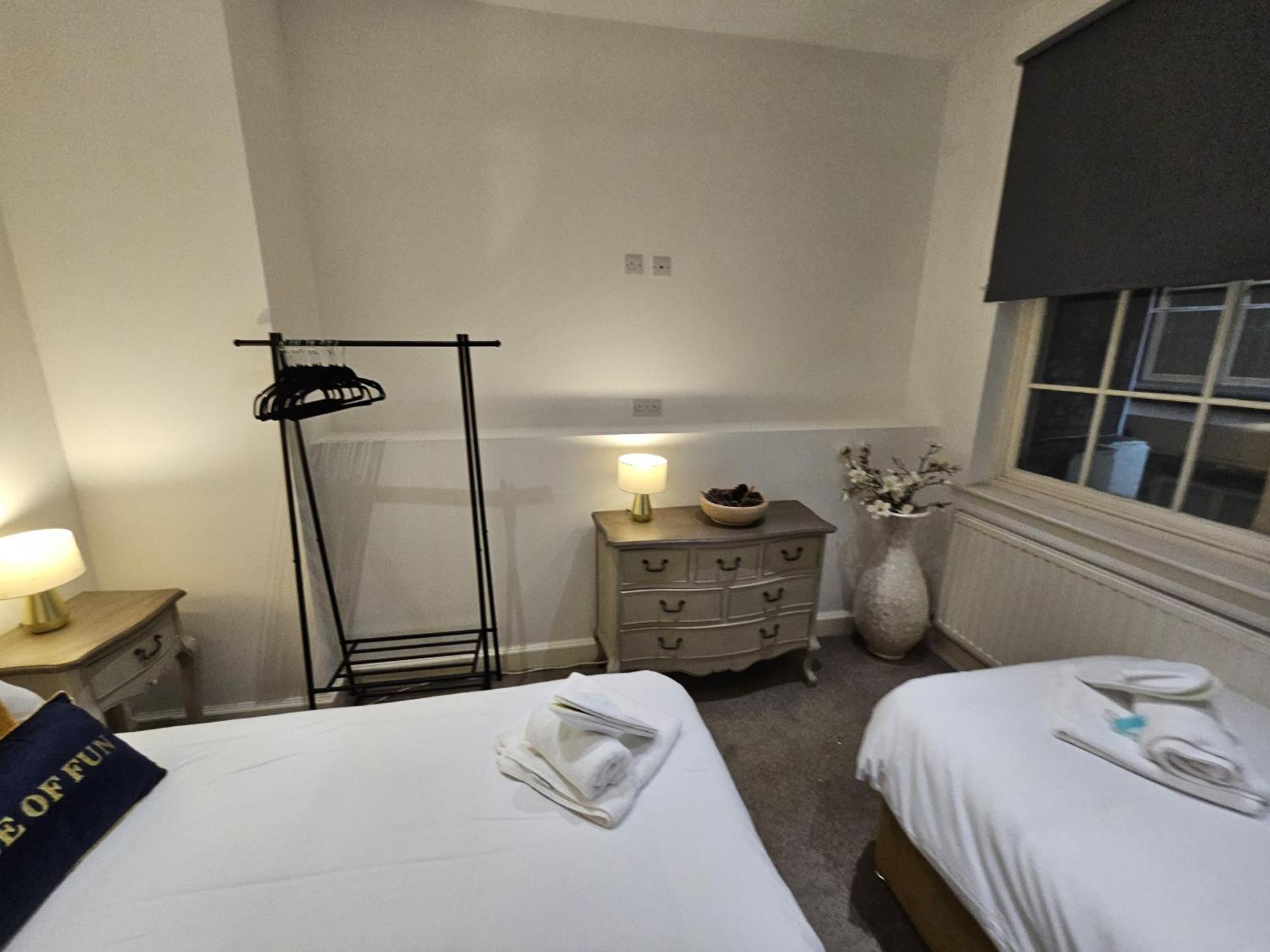 Customs House Bed & Breakfast Liverpool Phòng bức ảnh